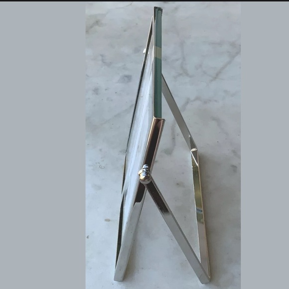 MAX STUDIO HOME PICTURE FRAME SILVER METAL SWIVEL NEW - Picture 3 of 4